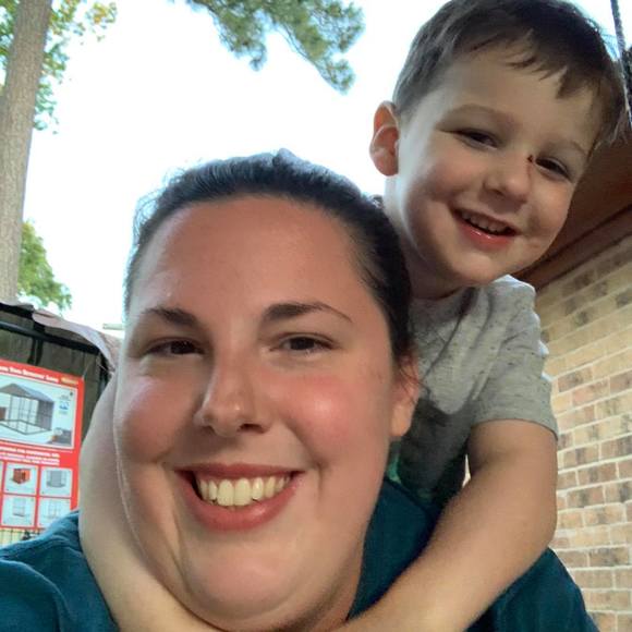 Meet your Posher, Katie - Picture 1 of 1